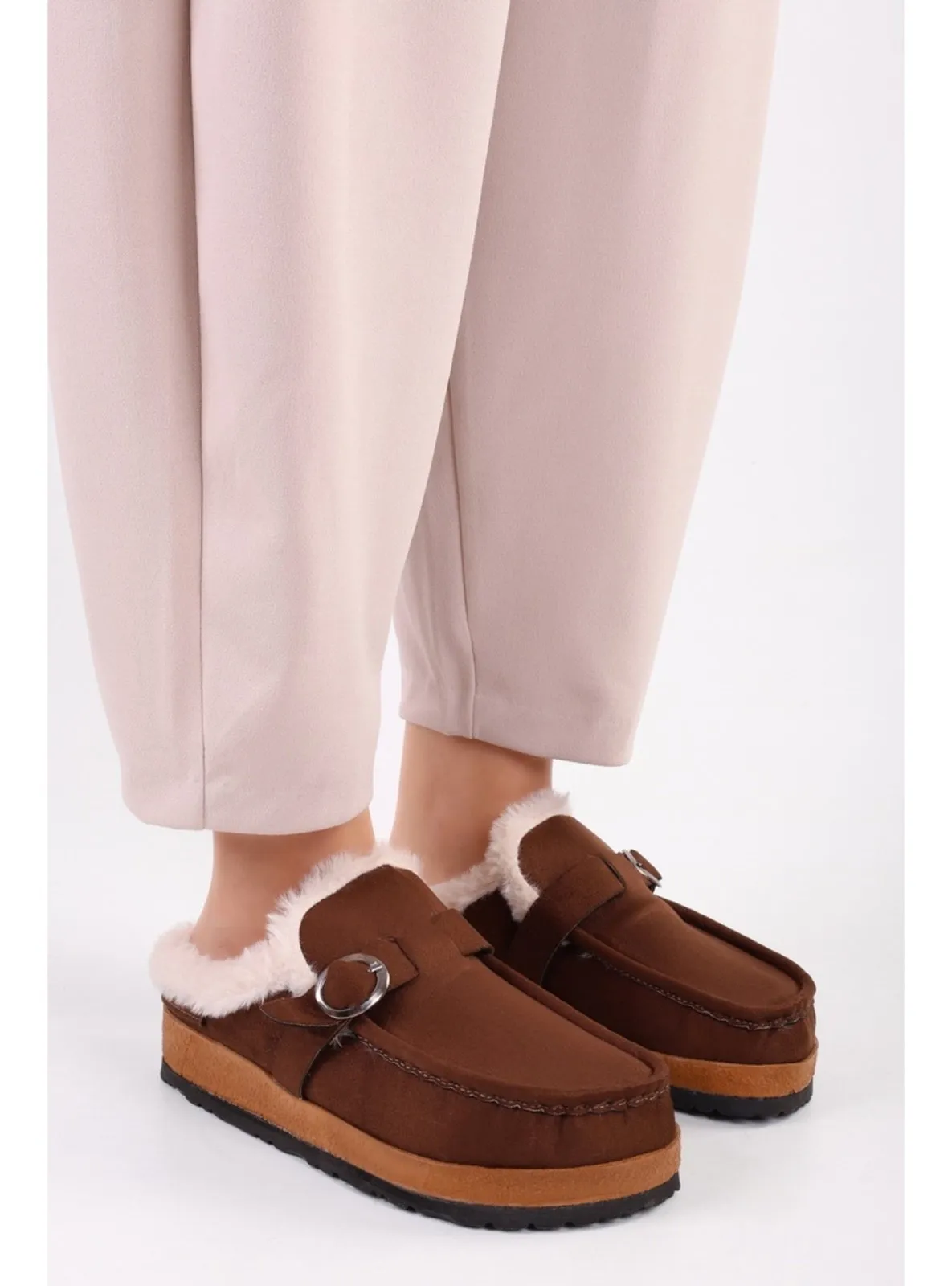 Flat Slippers - 250gr - Brown - Slippers