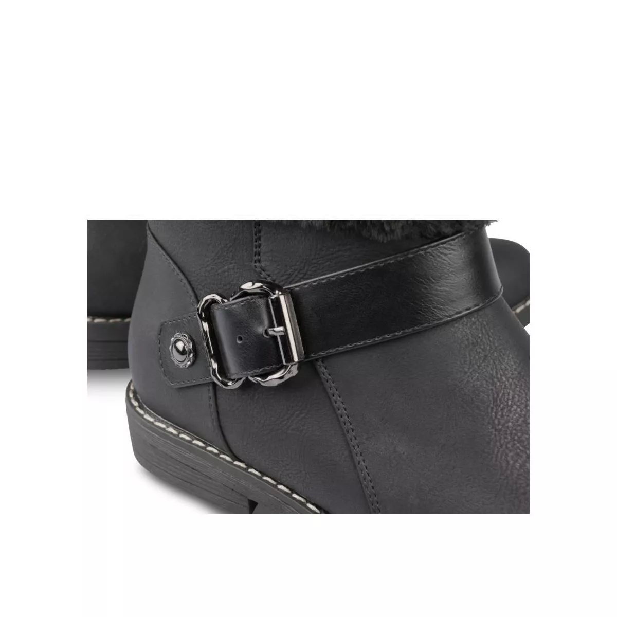 MERRY SCOTT black ankle boots.
