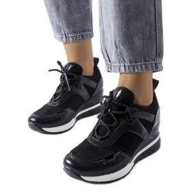Black wedge heel Venice baskets, Vincent in black.